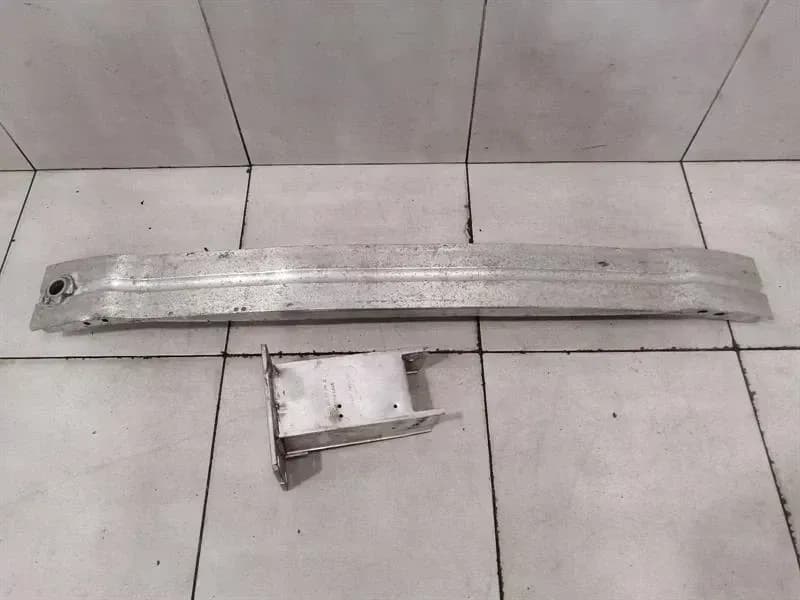 Porsche Macan 95B Front Bumper Beam 8R0807113D Front Bumper Carrier