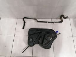 LAND ROVER LAND ROVER RANGE ROVER L405 AD BLUE Fuel Tank FPLA-5J228-AG Fuel Tank — thumbnail 1