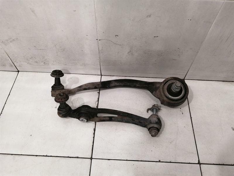 Range Rover Sport L494 Left Front Wishbone LR045243 Front Left Wishbone
