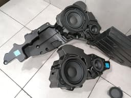 BENTLEY BENTLEY BENTAYGA 36A MK2 NAIM AUDIO SET Speakers 4M0035621D Loudspeakers LOT — thumbnail 7