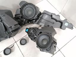 BENTLEY BENTLEY BENTAYGA 36A MK2 NAIM AUDIO SET Speakers 4M0035621D Loudspeakers LOT — thumbnail 8
