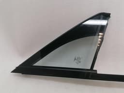 BENTLEY Bentley Bentayga 36a mk2 Right Front 1/4 Glass 36A845114G Door Window 1⁄4 Front Re — thumbnail 2