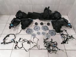 BENTLEY BENTLEY BENTAYGA 36A MK2 NAIM AUDIO SET Speakers 4M0035621D Loudspeakers LOT — thumbnail 1