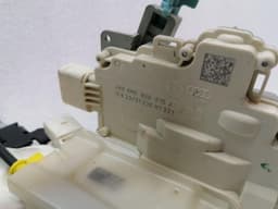 BENTLEY BENTLEY BENTAYGA 36A MK2 RLH door lock 4M0839015J door lock rear left — thumbnail 5