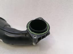 BENTLEY BENTLEY BENTAYGA 36A V6 3.0 HYBRID Intake Pipe 06M145673DA Intake Hose — thumbnail 2