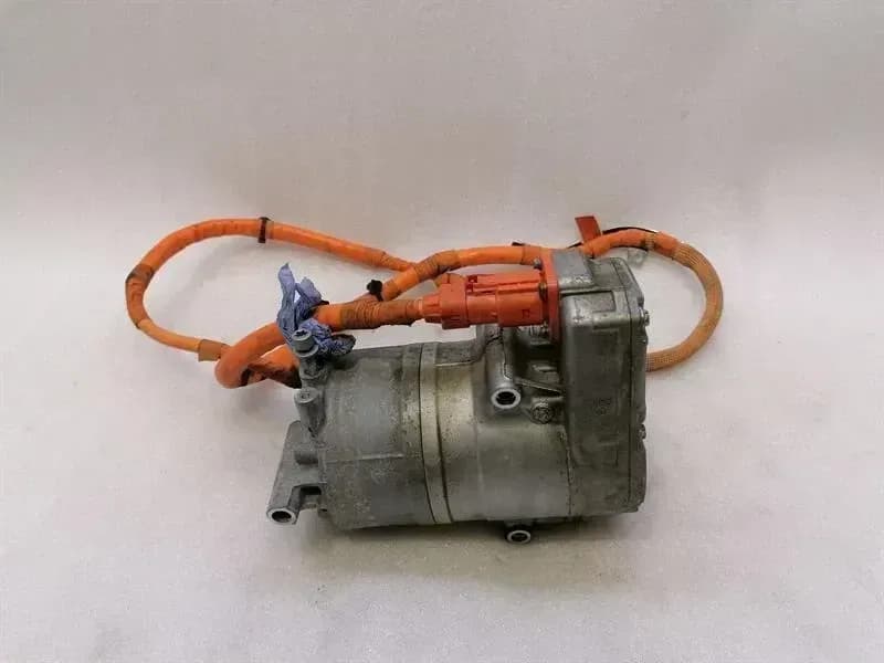 BENTLEY BENTLEY BENTAYGA 36A MK2 A/C Compressor 4G0816797E Air Conditioning Compressor