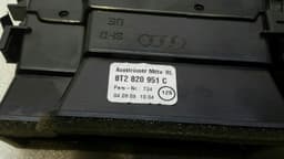 AUDI Audi S5 8T RHD Center Air Vent 8T2820951C Right Hand Drive — thumbnail 5