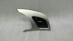 AUDI Audi S5 8T RHD Right Air Vent 8T2820902C Right Hand Drive — thumbnail 4