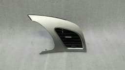 AUDI Audi S5 8T RHD Right Air Vent 8T2820902C Right Hand Drive — thumbnail 1