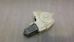 AUDI Audi S5 8T right door window motor 8T0959802B window regulator motor right — thumbnail 4