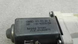 AUDI Audi S5 8T left door window motor 8T0959801B window regulator motor left — thumbnail 3