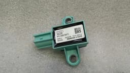 AUDI Audi S5 8T crash sensor 8K0955557C impact sensor SRS — thumbnail 3