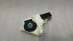AUDI Audi S5 8T left door window motor 8T0959801B window regulator motor left — thumbnail 1