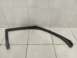FERRARI Ferrari 296 GTB 296GTB F171 Door Seal 745173 Door Seals RH DOOR SEAL — thumbnail 1
