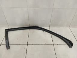 FERRARI Ferrari 296 GTB 296GTB F171 Door Seal 745173 Door Seals RH DOOR SEAL — thumbnail 6