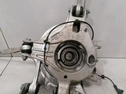 FERRARI Ferrari 296 GTB 296GTB F171 Left Rear Hub 843923 Wheel Bearing Housing Rear Left — thumbnail 5