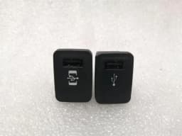 FERRARI Ferrari 296 GTB 296GTB F171 module 848476 ECU PHONE PROJECTION USB — thumbnail 1