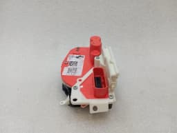 FERRARI Ferrari 296 GTB 296GTB F171 door lock 804886 door lock RHD RIGHT RIGHT — thumbnail 5