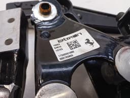 FERRARI FERRARI 296 GTB 296GTB F171 SPOILER HINGE 1733020 HINGE DEFECTS — thumbnail 4