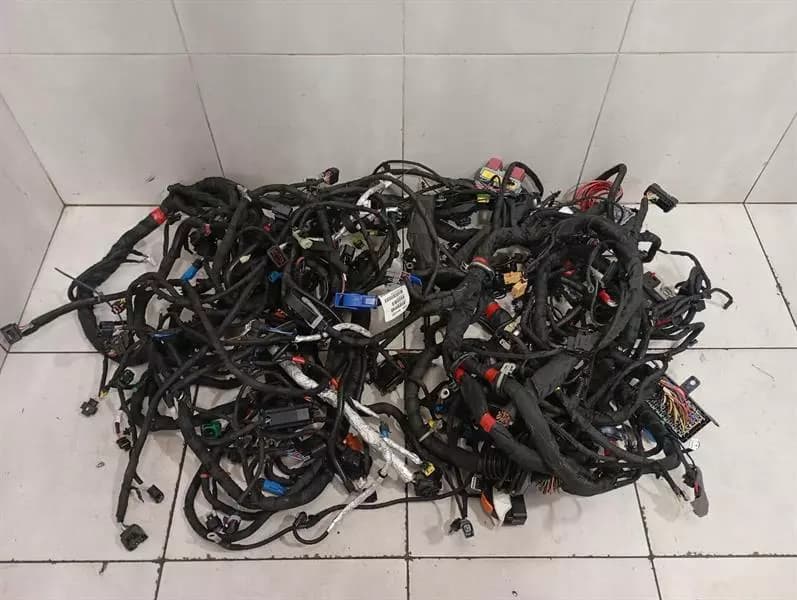 FERRARI Ferrari 296 GTB 296GTB F171 Wiring Loom RHD MAIN DEFECTS Wiring Harness CUT OFF