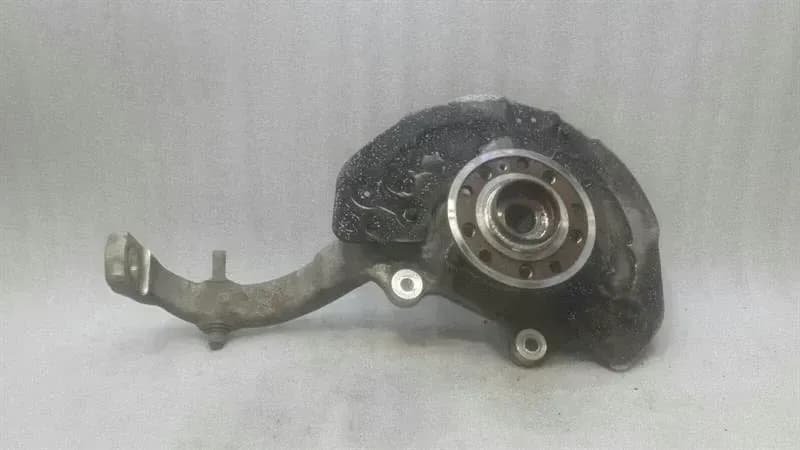 MERCEDES-BENZ Mercedes W213 W238 Right Front Hub A2133325200 Wheel Bearing Housing Front RE 4matic