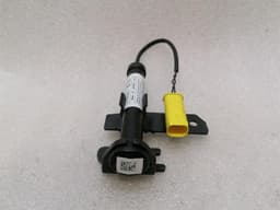BMW BMW 4 M4 G82 G22 7449429 BONNET PYROTECHNIC CARTRIDGE BONNET ACTUATOR — thumbnail 5