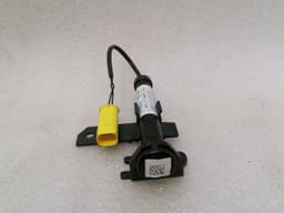 BMW BMW 4 M4 G82 G22 7449429 BONNET PYROTECHNIC CARTRIDGE BONNET ACTUATOR — thumbnail 10