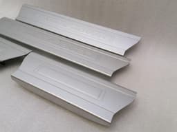 LAND ROVER Land Rover Range Rover L405 Door Sill Set CPLA-13201-AD Door Sill Trim Set — thumbnail 2