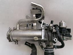 LAND ROVER 2018 LAND ROVER RANGE ROVER L405 EGR Cooler FW93-9Y493-AD AGR Flue Gas Recirculation — thumbnail 8