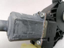 LAND ROVER Range Rover L405 FRH Door Window Motor LR066198 Power Window Motor Front Right — thumbnail 8