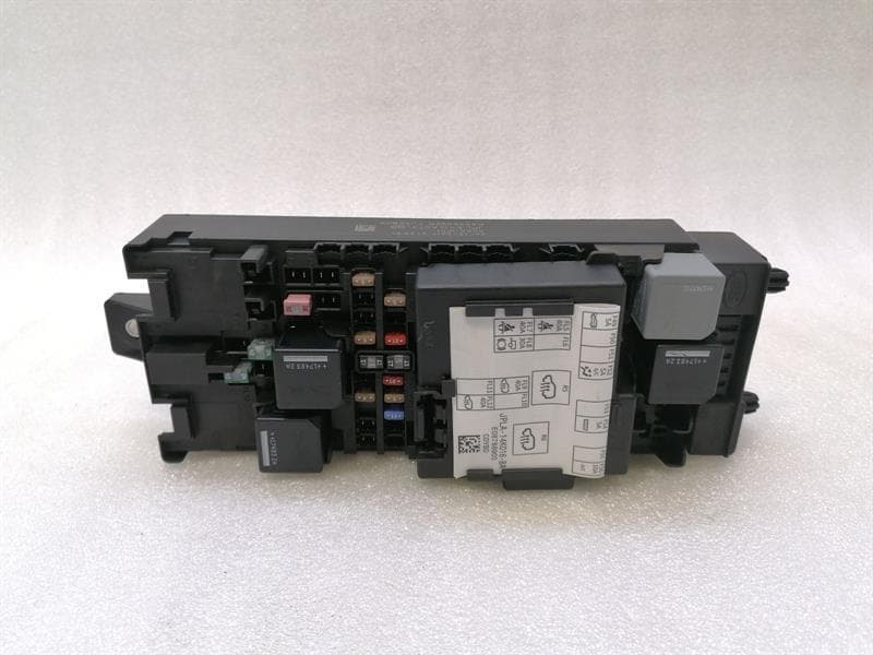 LAND ROVER LAND ROVER RANGE ROVER L405 Fuse Box JPLA-14A073-BB Fuse Box