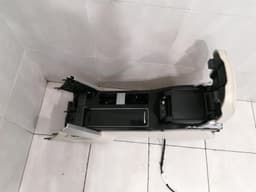 LAND ROVER RANGE ROVER L405 armrest WESTMINSTER SVR center armrest armrest FRIDGE COOL BOX — thumbnail 8