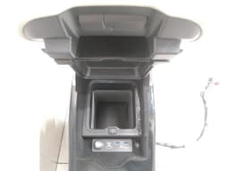 LAND ROVER RANGE ROVER L405 armrest WESTMINSTER SVR center armrest armrest FRIDGE COOL BOX — thumbnail 10