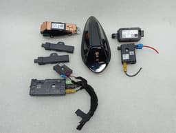 BMW BMW 3 Series M3 G80 G20 Aerial / Antenna 65209825130 9825130 Antenna LOT — thumbnail 1