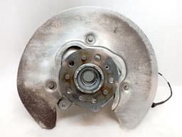 BMW BMW 3 Series M3 G80 G20 Right Rear Hub 8095658 Wheel Bearing Housing Rear Right — thumbnail 2