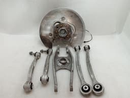 BMW BMW 3 Series M3 G80 G20 Right Rear Hub 8095658 Wheel Bearing Housing Rear Right — thumbnail 10