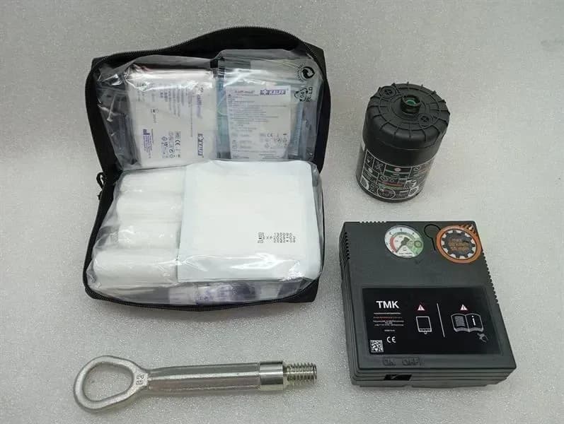 BMW BMW 3 Series M3 G80 G20 SAVER KIT 8094613 FIRST AID TYRE KIT Jack
