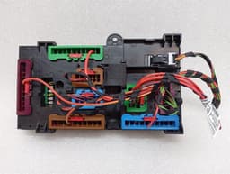 BMW BMW 3 Series M3 G80 G20 Fuse Box 5A0E7D0 Fuse Box — thumbnail 3