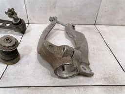 LAND ROVER Range Rover Sport L494 Left Front Wishbone LR045243 Front Left Wishbone — thumbnail 9
