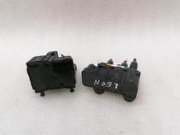 LAND ROVER LAND ROVER Range Rover Sport L494 Air Suspension Valve CPLA-5BF10-AC Valve Set — thumbnail 6