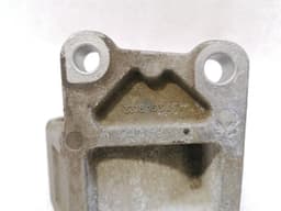 LAND ROVER LAND ROVER Range Rover Sport L494 Gearbox Mount 5H22-6068-AB Transmission Holder 3.0D — thumbnail 7