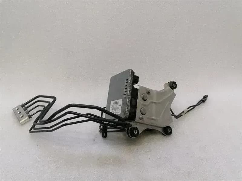 BMW BMW 7 series G11 Brake pump A.B.S 6889160 brake booster
