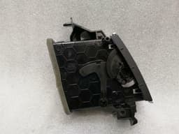 LAND ROVER Range Rover Sport L494 Left Air Vent DK62-046B31-AA Air Vent Vent Grille — thumbnail 4