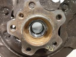 BMW BMW 7 Series G11 Right Rear Hub 6865662 Wheel Bearing Housing Rear Right — thumbnail 6