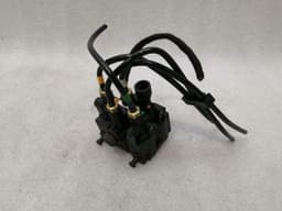 LAND ROVER LAND ROVER Range Rover Sport L494 Air Suspension Valve CPLA-5B710-BB Valve Block — thumbnail 1