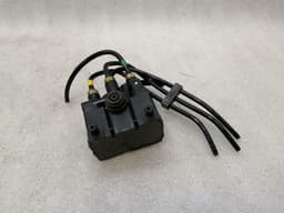 LAND ROVER LAND ROVER Range Rover Sport L494 Air Suspension Valve CPLA-5B710-BB Valve Block — thumbnail 4