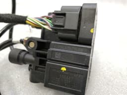 LAND ROVER LAND ROVER Range Rover Sport L494 Air Suspension Valve CPLA-5B710-BB Valve Block — thumbnail 5