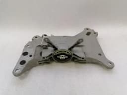 BMW BMW 4 M4 G82 G22 gearbox mount 8089421 transmission holder — thumbnail 1