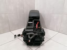 LAND ROVER LAND ROVER RANGE ROVER L405 Center Console LR037621 Center Console — thumbnail 9