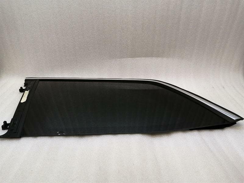MERCEDES-BENZ Mercedes GLS 350D left rear quarter glass A1666700349 door window 1/4 rear left